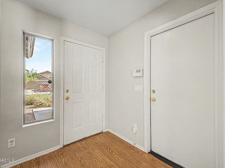 8432 W WHYMAN Avenue photo 3