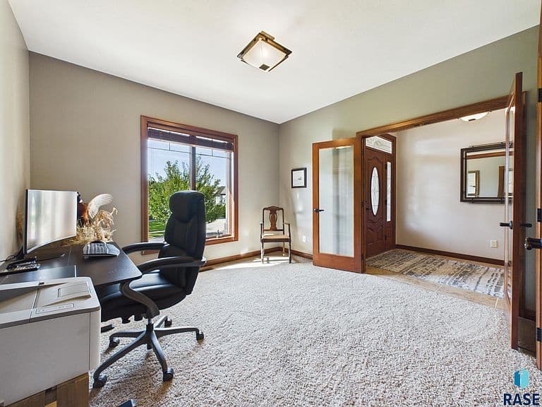 2304 W Sleigh Creek Trl photo 4