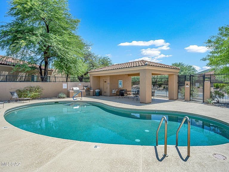 7536 W Sand River Way photo 3