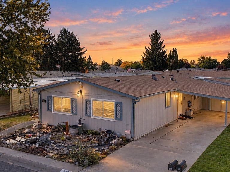3399 N Dalton Ln photo 1