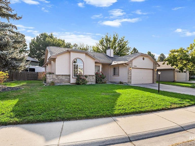 5100 N Edenburgh Way photo 2