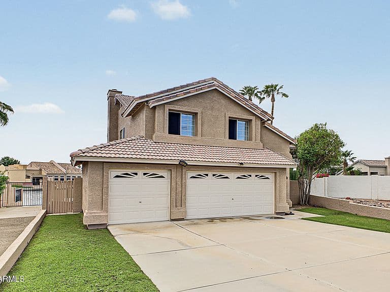 8967 W MAUI Lane photo 2