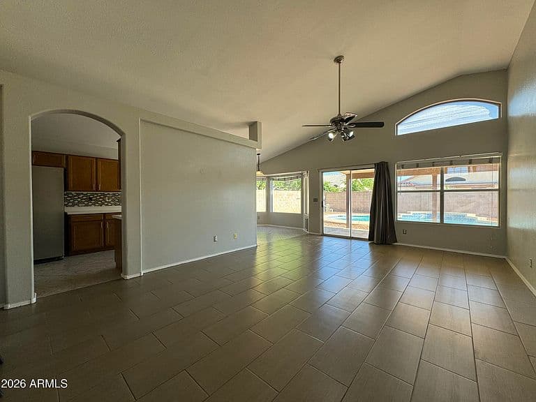 663 W Nopal Avenue photo 4