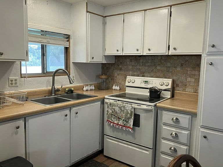 214 Midway #214 photo 4