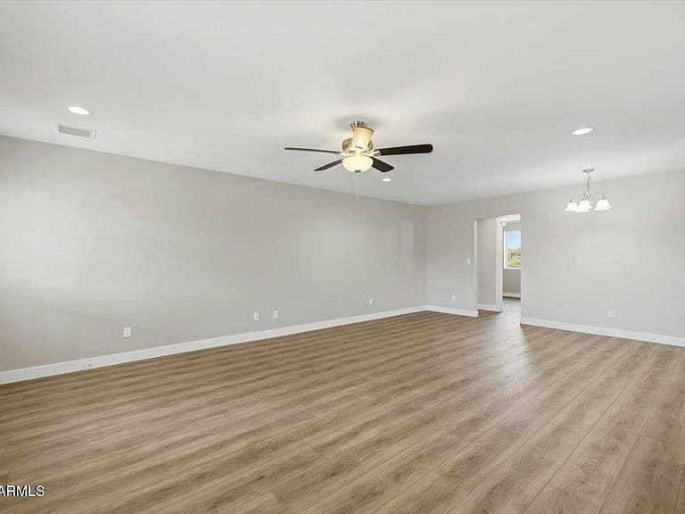 13370 E HIGH VIEW Road photo 4