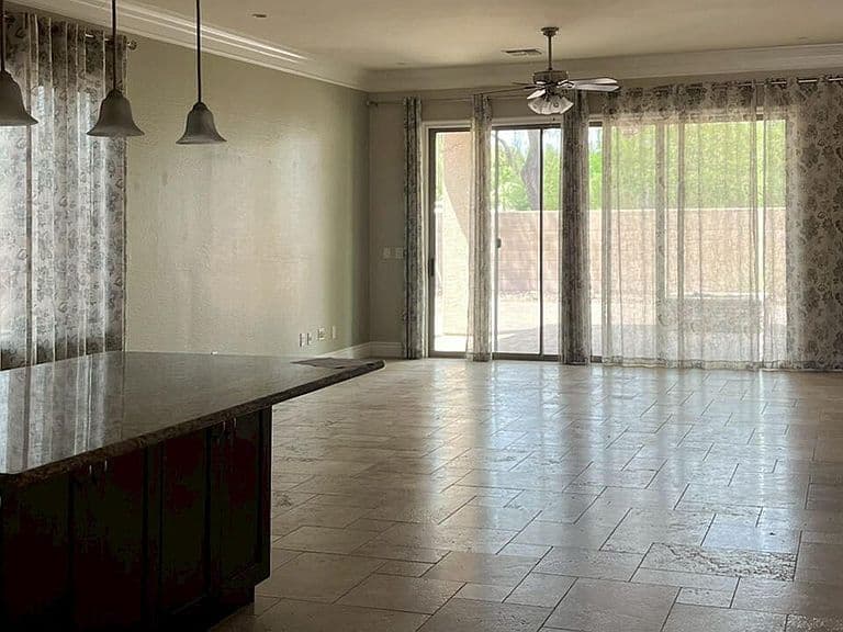 22167 N LAKESIDE Drive photo 4