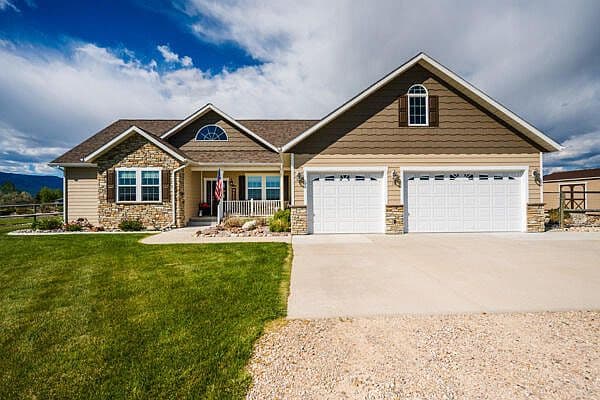 18 Sandstone Cir photo 3