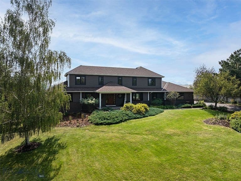 122 Erik Dr photo 5