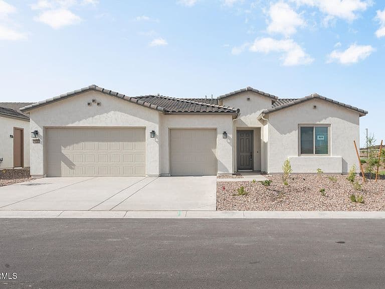 8130 W WILLOW Way photo 1