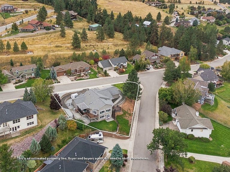 1216 Landons Way photo 2