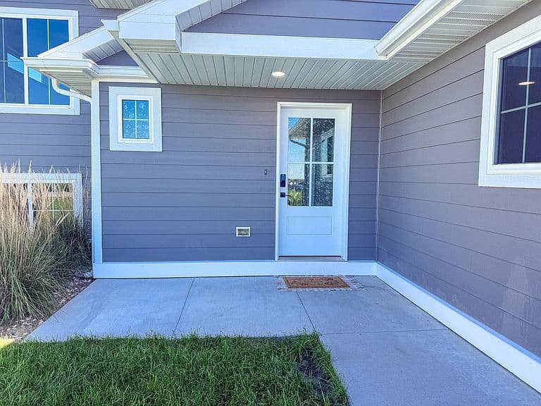 1203 Eagle Ave photo 3