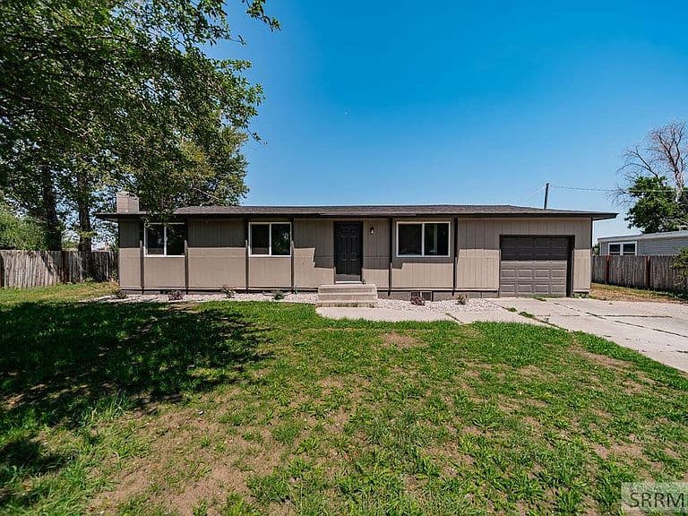 716 E 1550 N photo 1