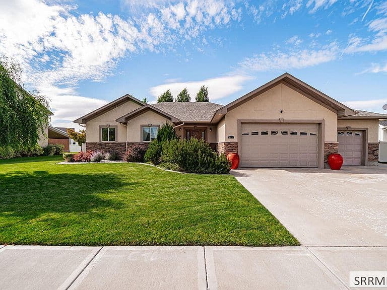 5119 Pevero Dr photo 1