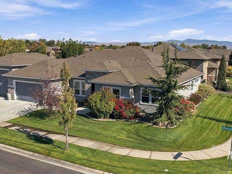 1360 N Bowknot Lake Way photo 3