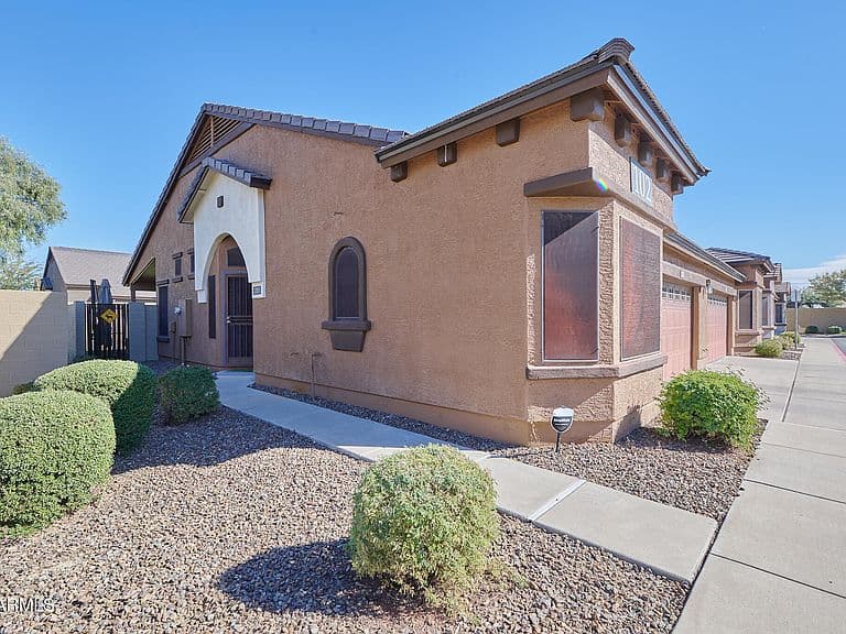 2725 E MINE CREEK Road #1203 photo 3