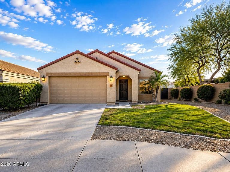 2430 S 159TH Lane photo 2