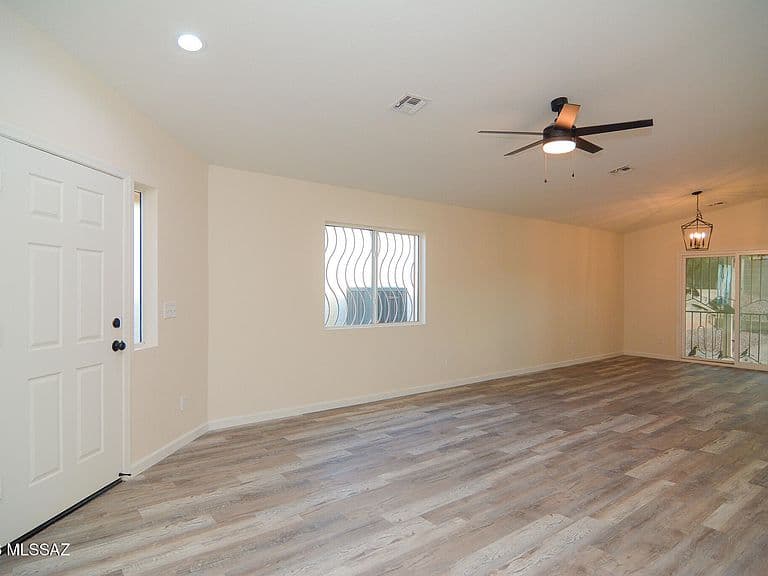 10168 E Rincon Shadows Dr photo 5