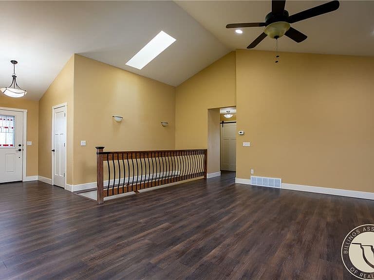 1713 Polo Ln photo 3