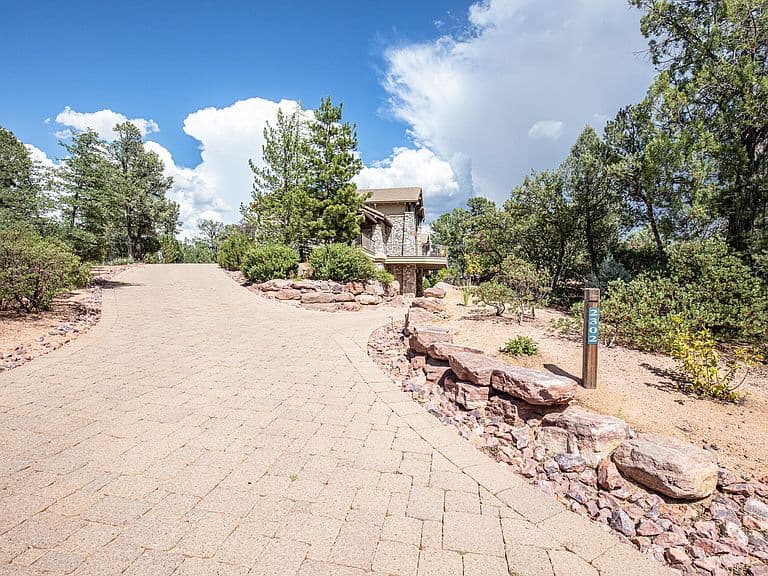 2302 E Rim Club Dr photo 2