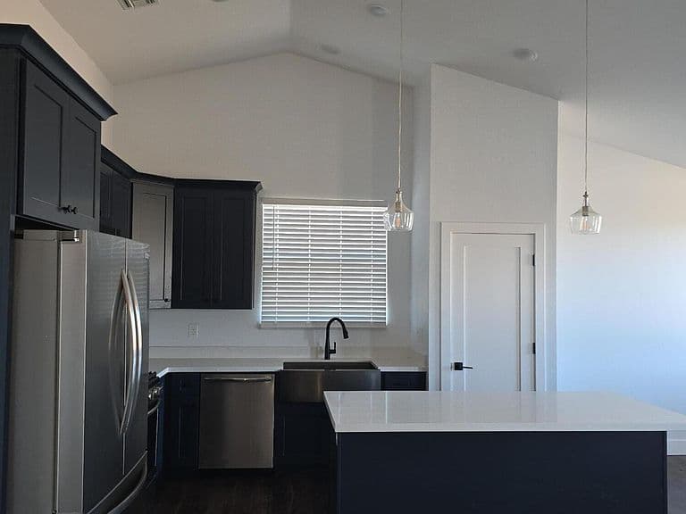11810 W Iris St photo 4