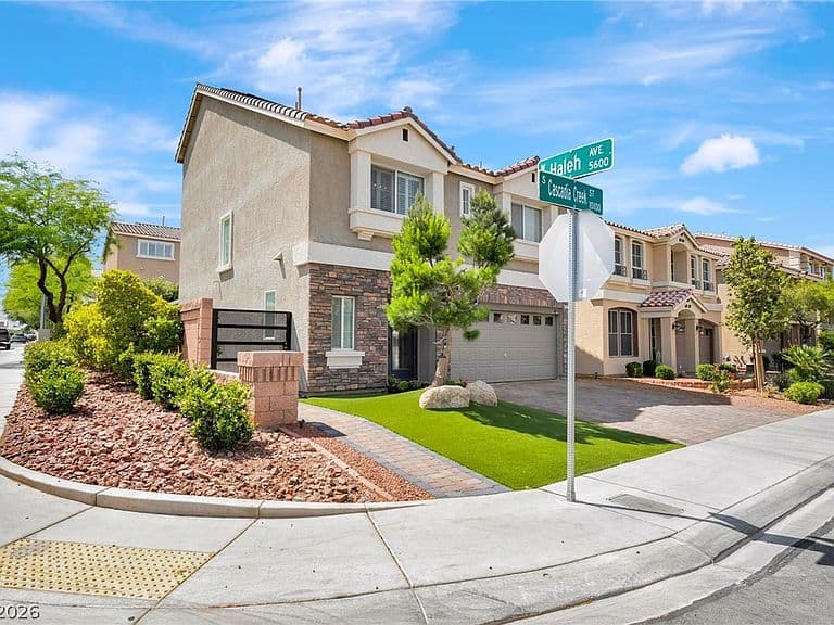 10183 Cascadia Creek St photo 1