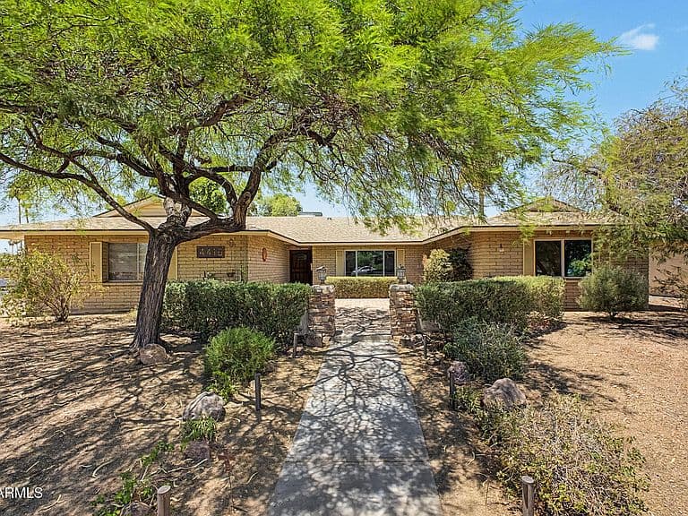 4418 S RITA Lane photo 1