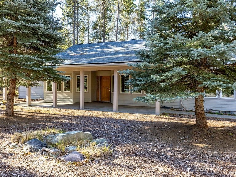 220 Pine Valley Loop photo 2