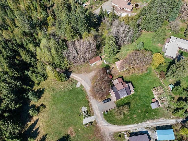 311 Lafayes Way photo 5