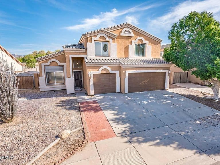 10640 E Carol Ave photo 1