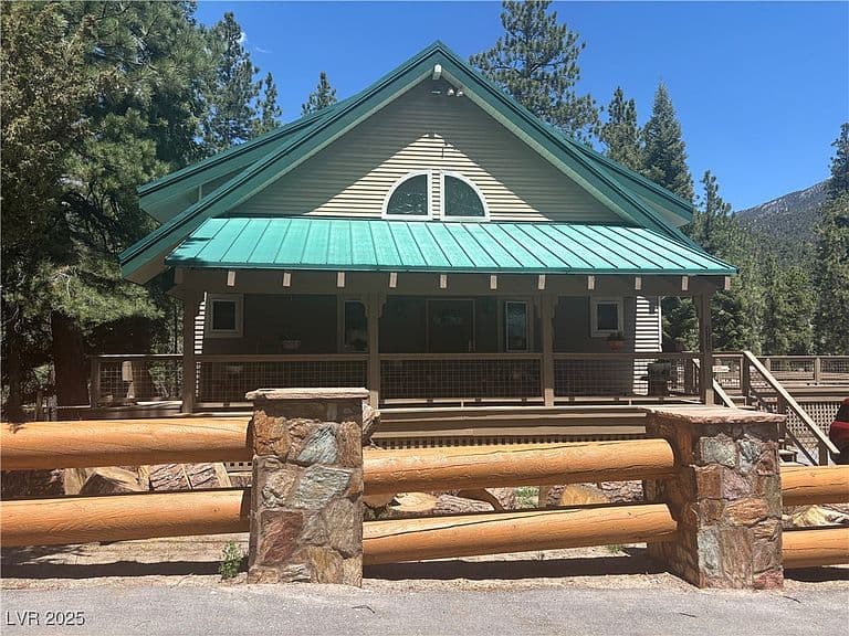 4178 Matterhorn Way photo 4