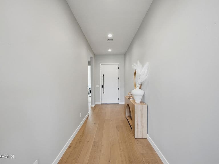 10318 E UNITY Avenue photo 5