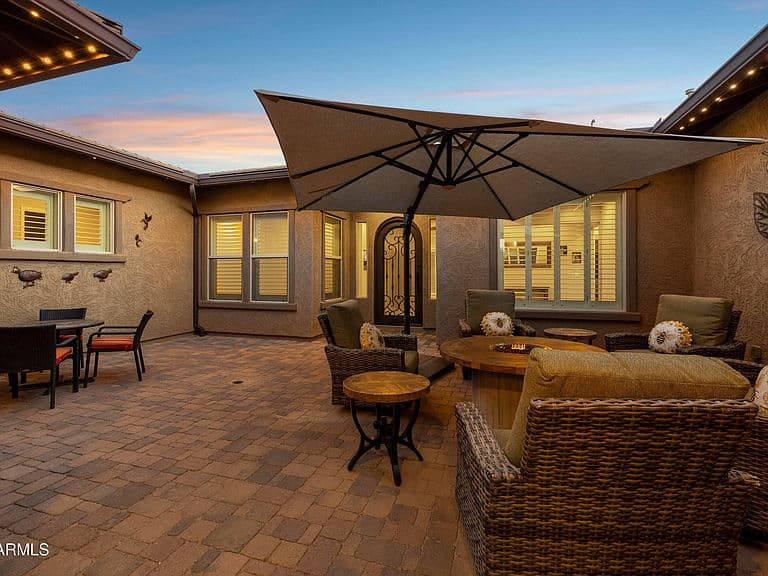 7551 W SAGUARO PARK Lane photo 2