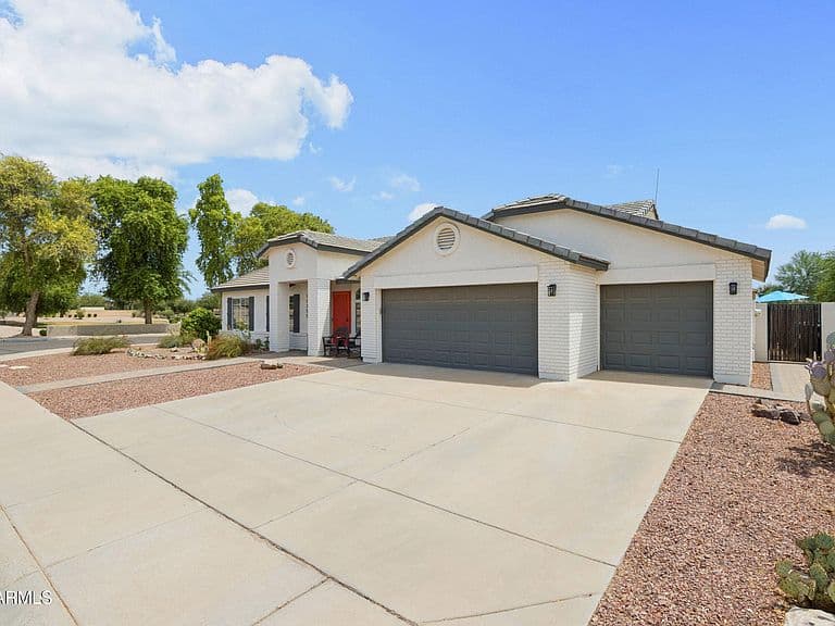 11355 E Rutledge Avenue photo 2