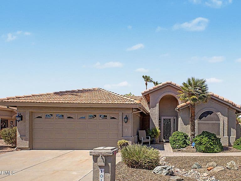 10532 E Coopers Hawk Drive photo 2