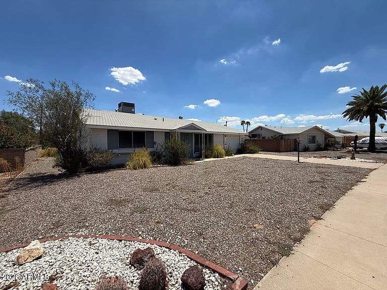 11007 W FLORIDA Avenue photo 2
