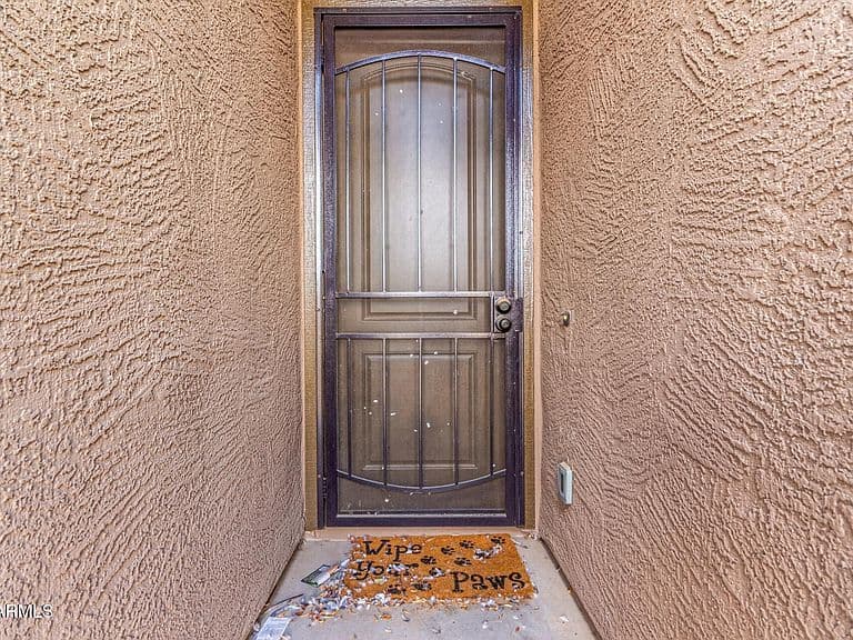 23823 W MAGNOLIA Drive photo 3