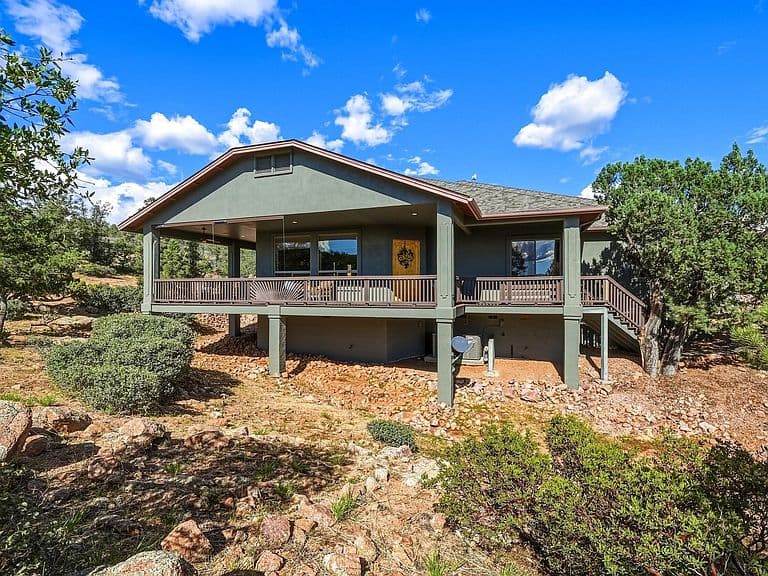 405 N Whitetail Dr photo 3