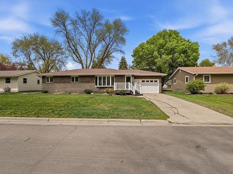 248 Wegener Dr photo 1
