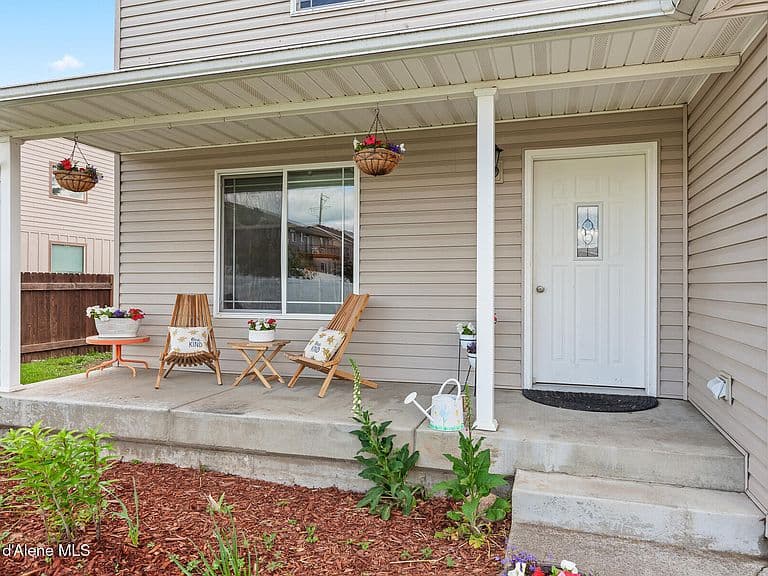 1170 N Jamison Ct photo 3