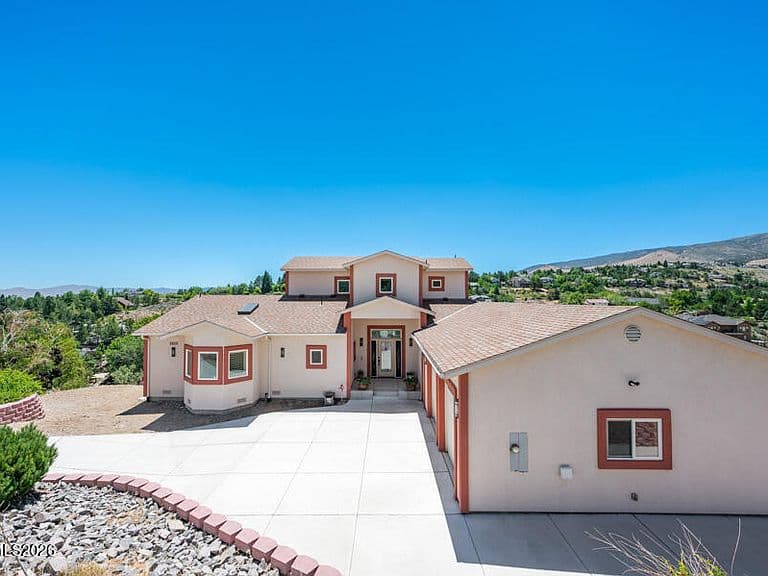 3820 S Folsom Dr photo 3
