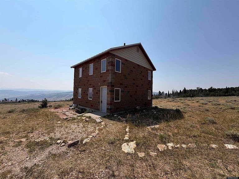 8675 Ponderosa Rd photo 2