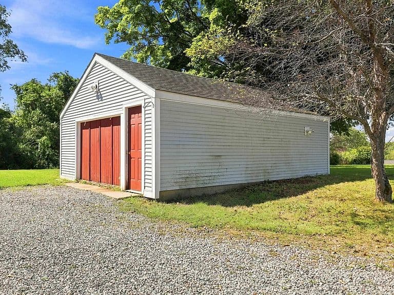 168 Union Road photo 3