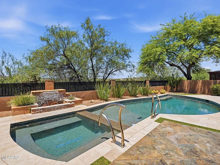 11955 N Labyrinth Dr photo 3