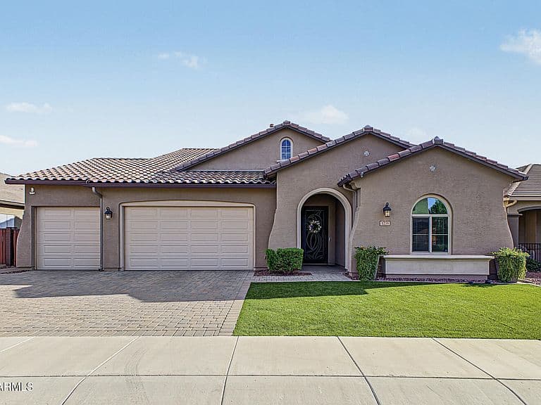 1235 W PAGODA Avenue photo 5