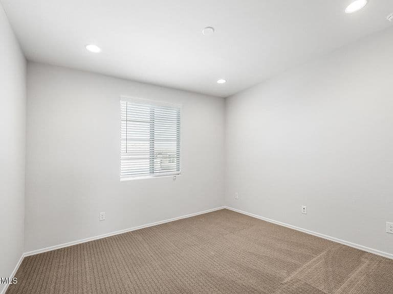 8079 W MEADOWLARK Way photo 2