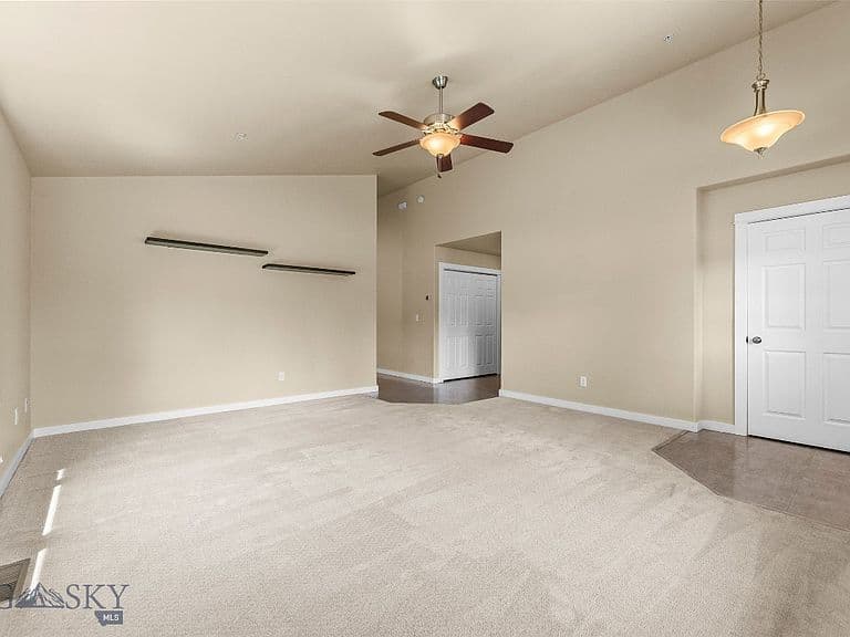 170 Chestnut Grove Ave photo 5
