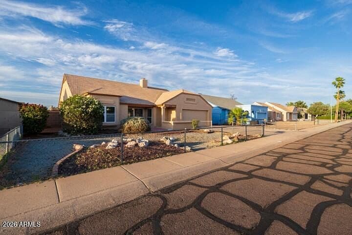 8814 W COOLIDGE Street photo 3