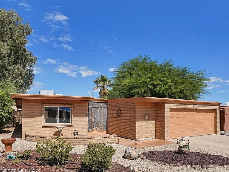 936 W Via Pitic photo 1