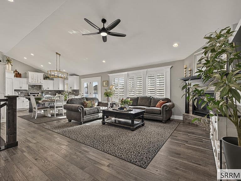 5249 Glendora Ave photo 4