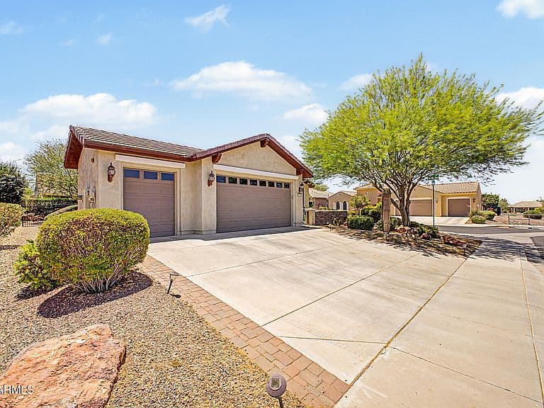 26495 W YUKON Drive photo 3